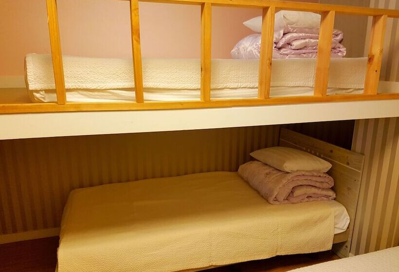 패밀리 룸, Mama Guesthouse Myeongdong