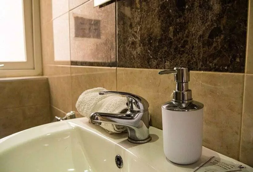 اتاق راحتی, Pierre De Soleil Guesthouse