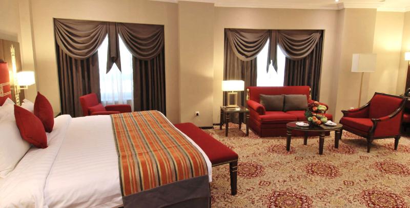 带大床的行政房间, Taiba Madinah