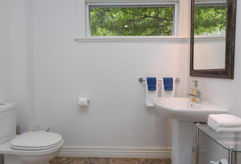 کابین, Treghan Luxury Lodge