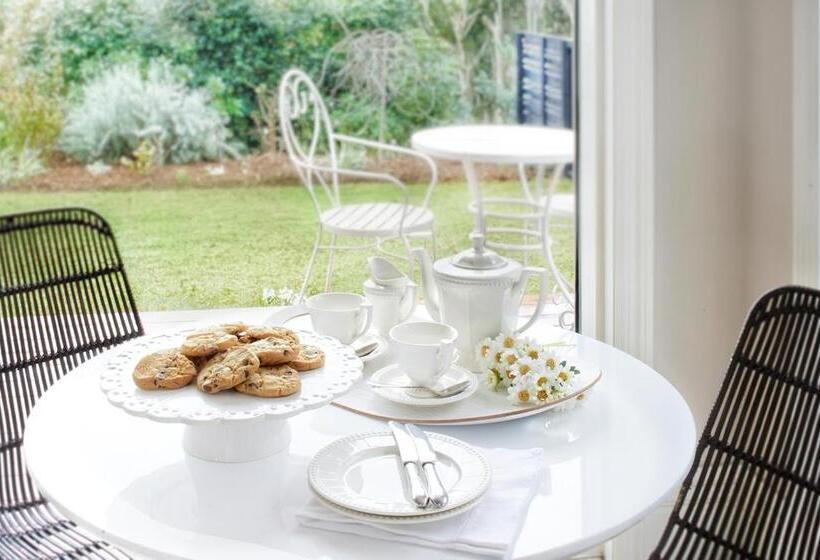 کابین, Treghan Luxury Lodge