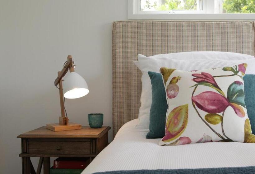 اتاق استاندارد, Treghan Luxury Lodge