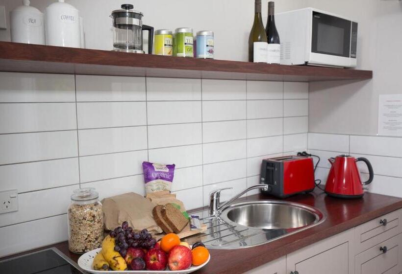 کابین, Treghan Luxury Lodge