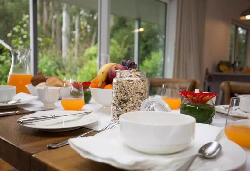 اتاق استاندارد, Treghan Luxury Lodge
