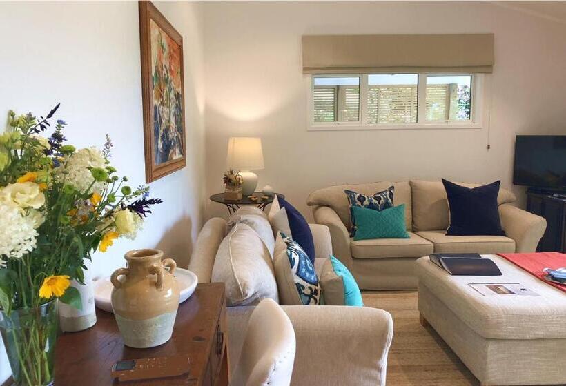 اتاق استاندارد, Treghan Luxury Lodge