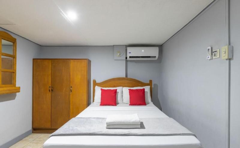 スタンダードルーム, Slouch Hat Hotel And Restaurant