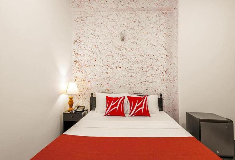 スタンダードルーム, Beverly Hills