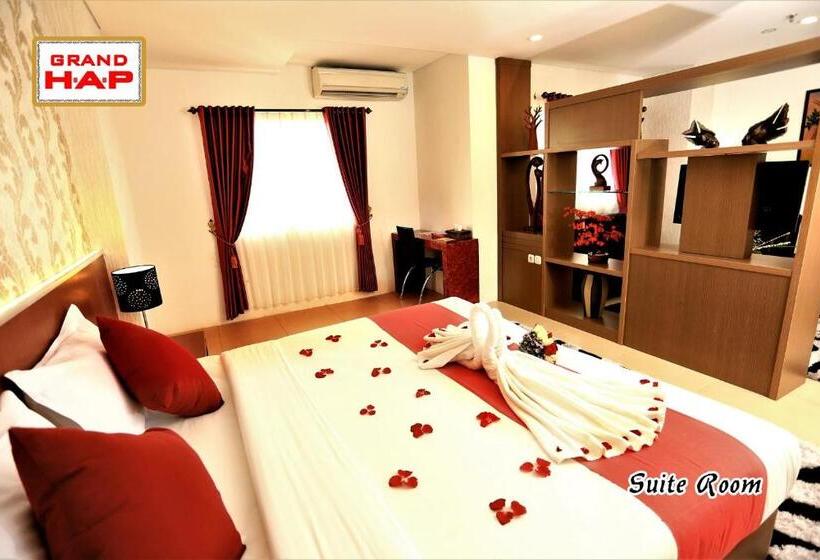 חדר אקזקיוטיב, Grand Hap Solo