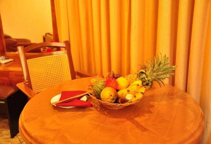 غرفة قياسية, Papaa Palace