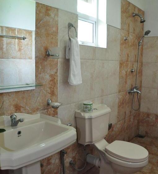 غرفة عائلية, Papaa Palace