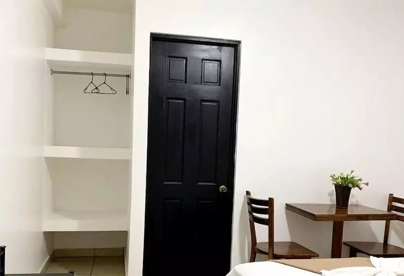 スタンダードルーム, Quinta Avenida