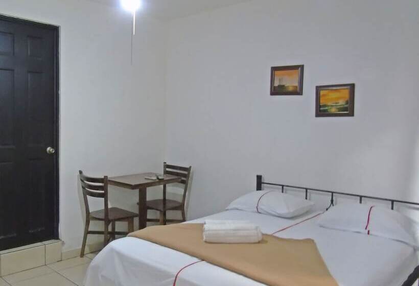 Номер Стандарт, Quinta Avenida