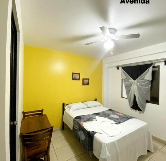 Номер Стандарт, Quinta Avenida