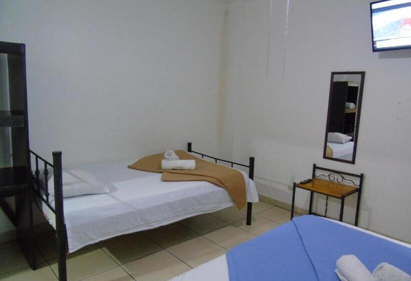 Номер Стандарт, Quinta Avenida