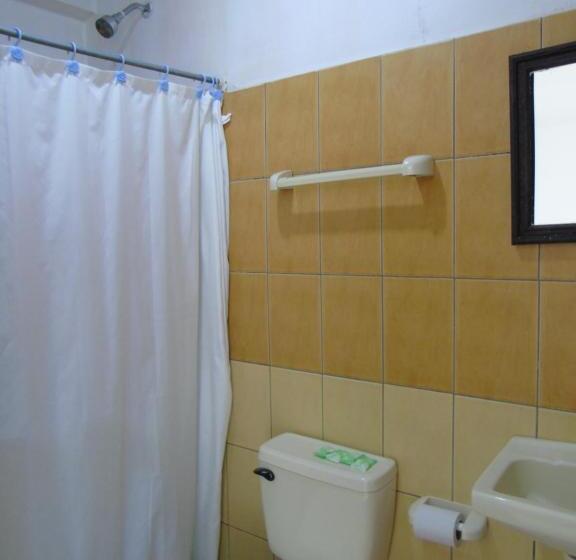 Номер Стандарт, Quinta Avenida