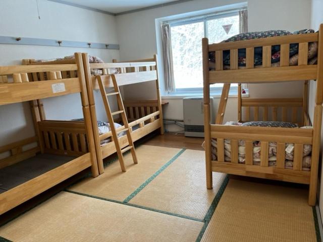 اتاق خانوادگی با سرویس بهداشتی مشترک, Kusatsu Kogen Youth Hostel
