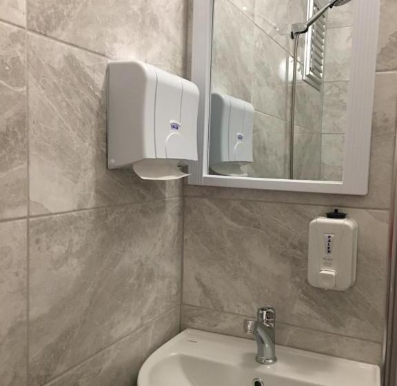 اتاق استاندارد چهار تخته, Sultan Hostel & Guesthouse