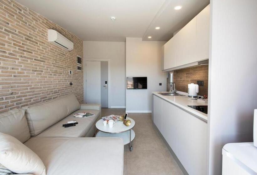 Appartamento 1 Camera da Letto con Terrazza, Trend Suites