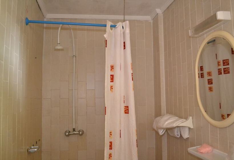 اتاق لوکس, Framotel Kribi