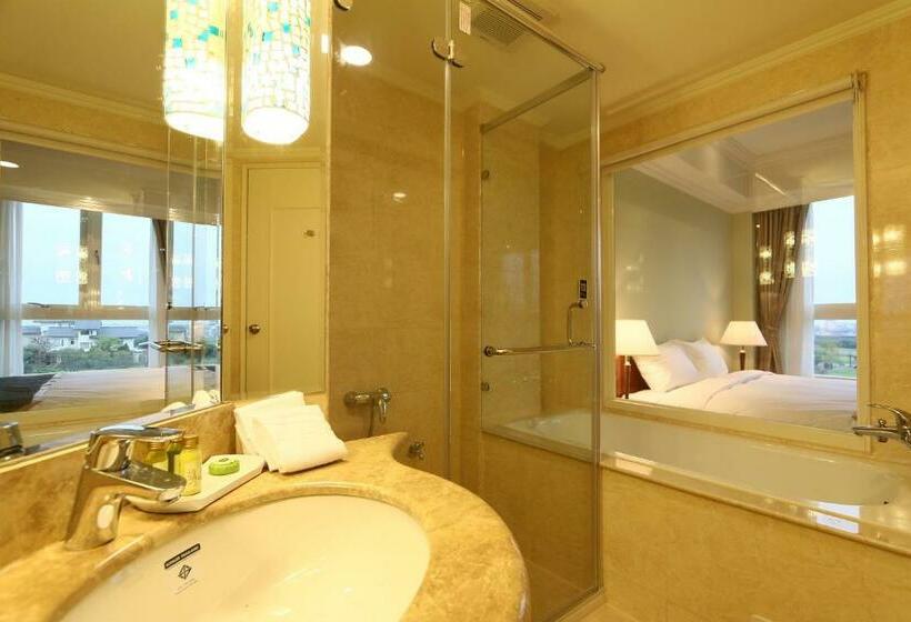 اتاق لوکس, Aleex Villa