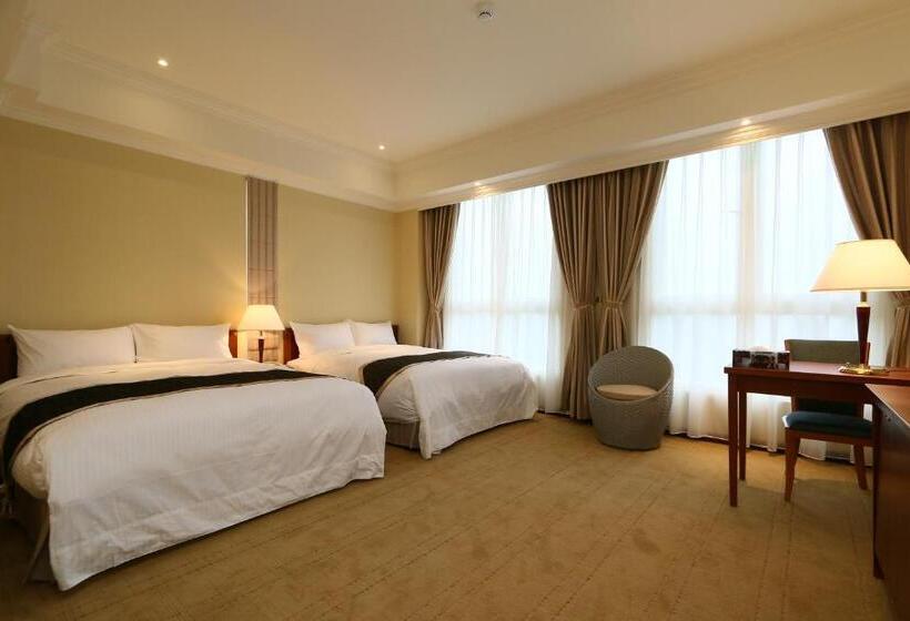 اتاق سوپریور چهار تخته, Aleex Villa