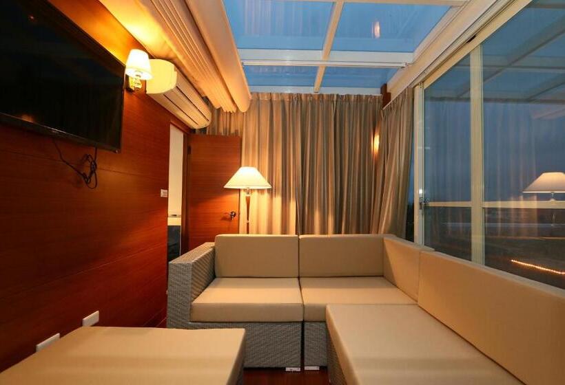 Suite with Terrace, Aleex Villa