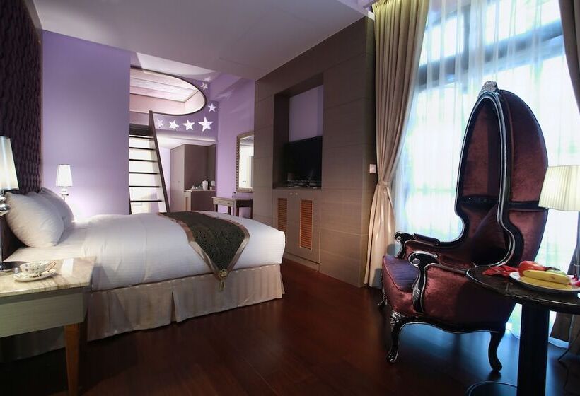 اتاق لوکس, Aleex Villa