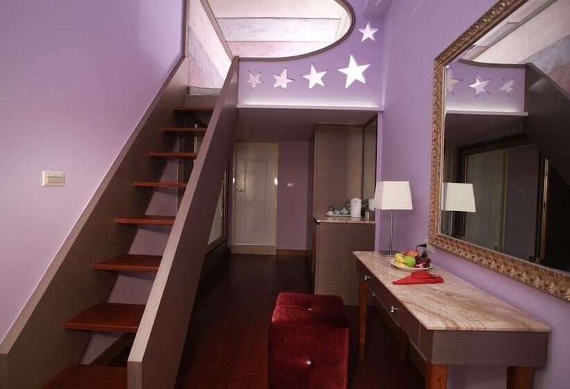 اتاق لوکس, Aleex Villa