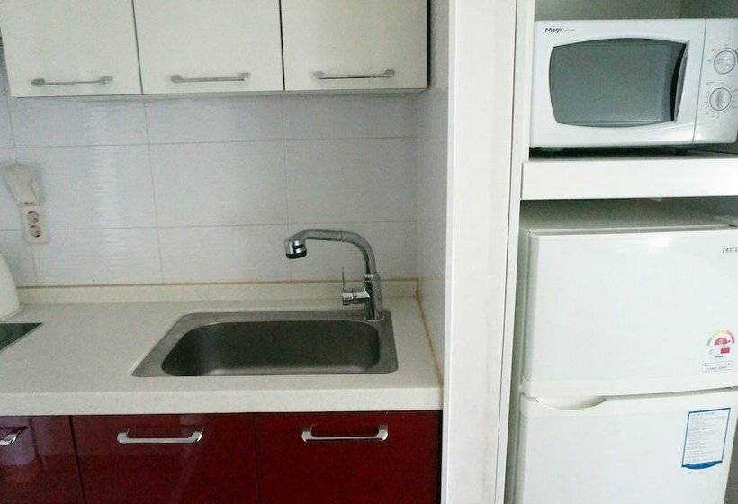 Quarto Estandar, Ean Residence