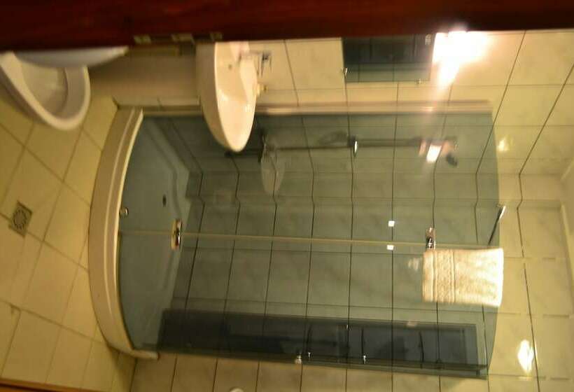 اتاق لوکس, Futuris