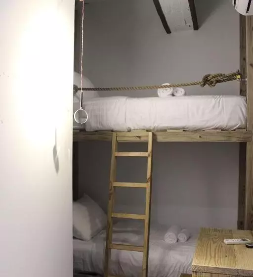 اتاق استاندارد با تخت‌های تاشو, Just Inn 正旅館 台北車站