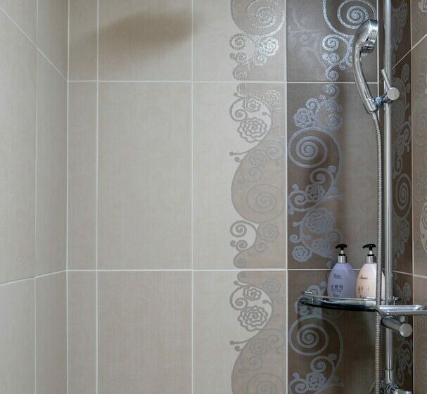 غرفة قياسية, Swansea