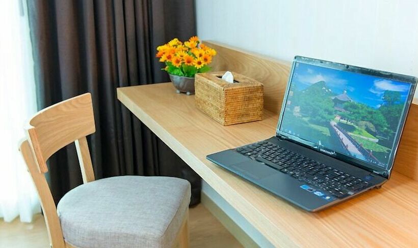 غرفة قياسية, Swansea