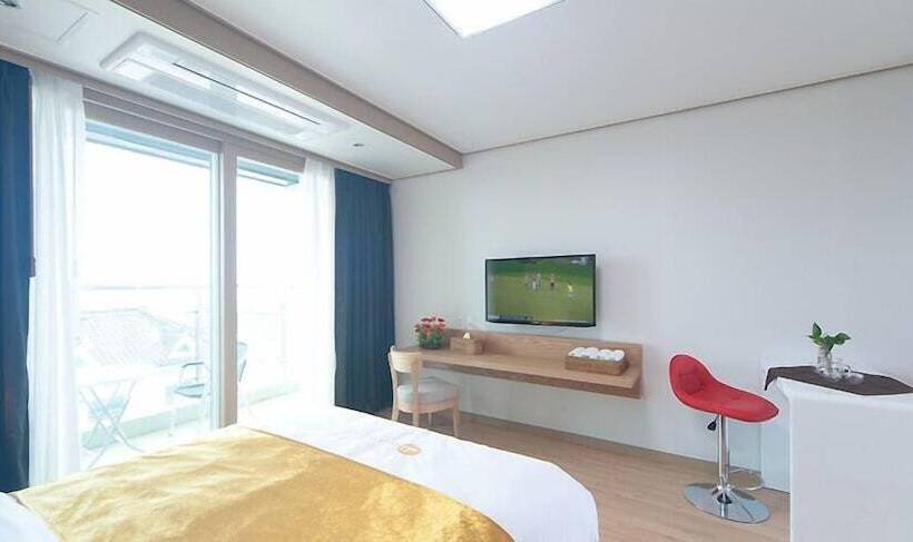 غرفة ديلوكس, Swansea