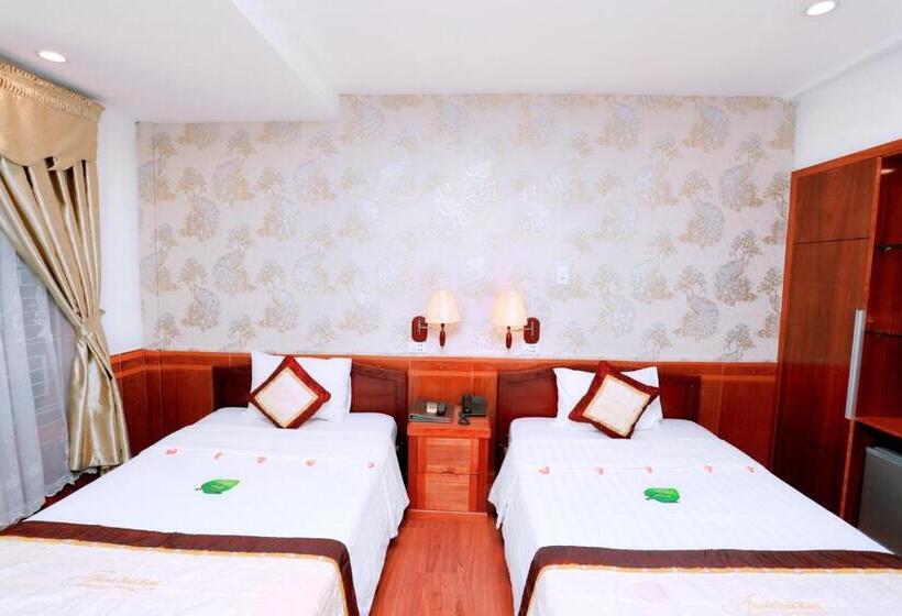 اتاق سوپریور, Thanh Binh Trade Union