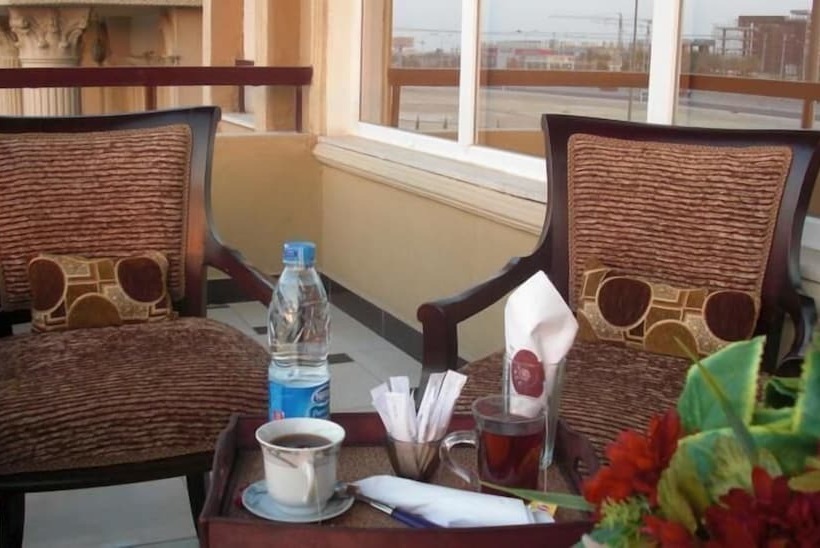 اتاق لوکس یک تخته, Cairo Plaza Guest House