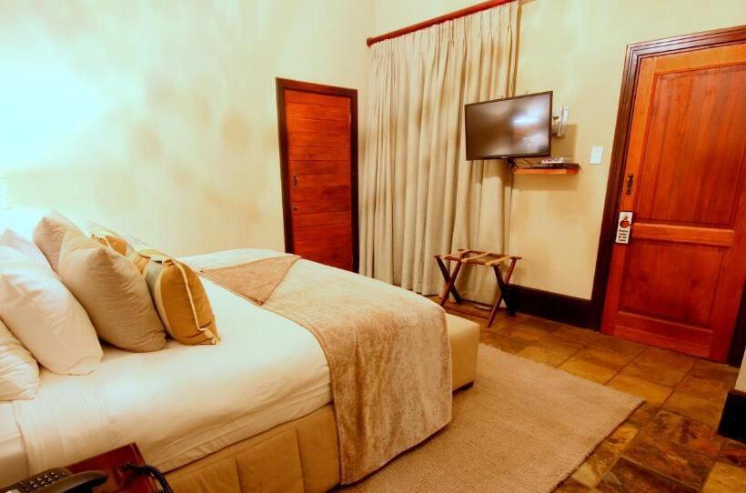 Номер Deluxe, La Villa Vita