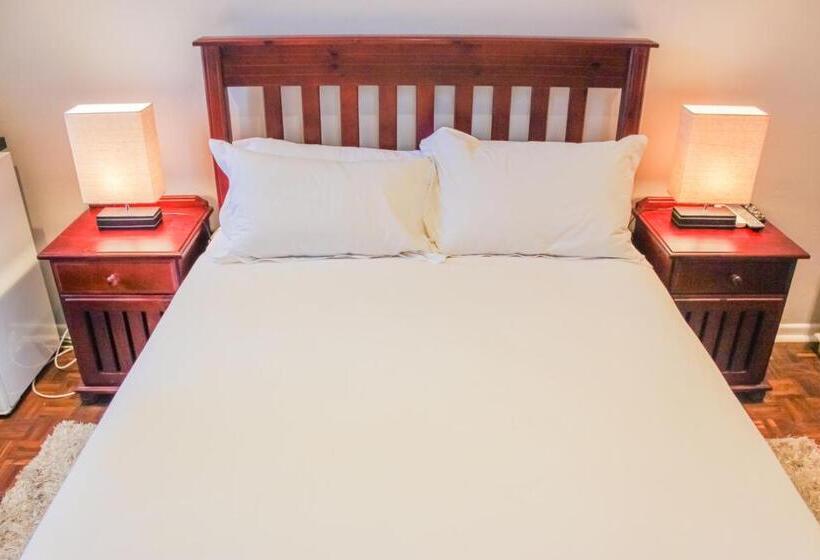 标准间, Nauntons Guest House