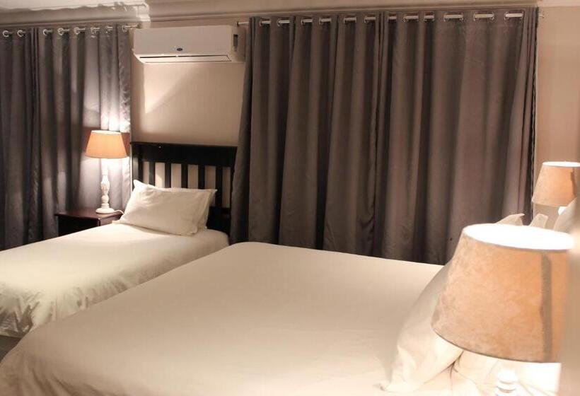 家庭房带园景, Nauntons Guest House