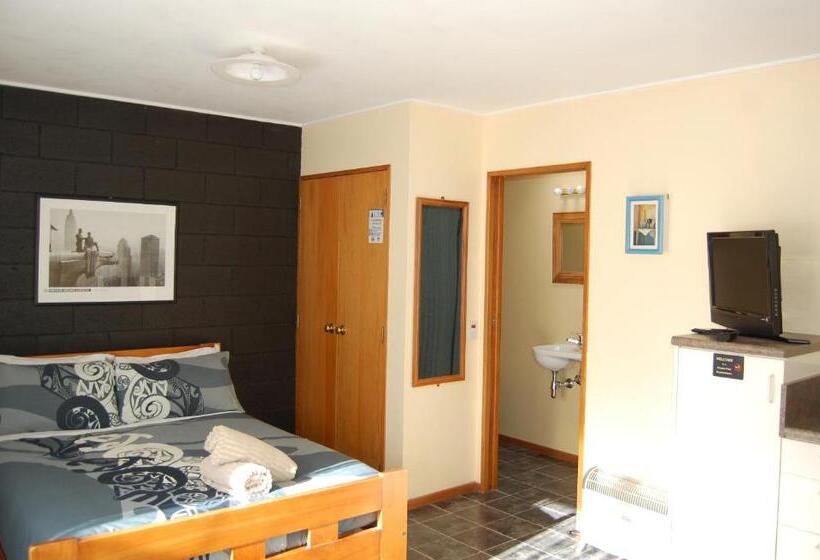 Студия Стандарт, Queenstown Holiday Park Creeksyde