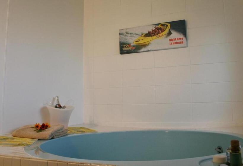 スタンダードスタジオ, Rotorua Motel