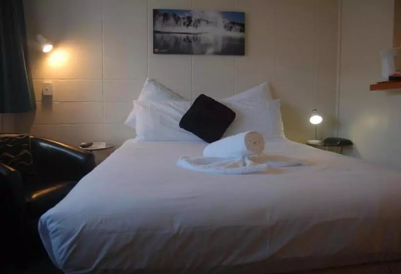 استودیوی استاندارد, Rotorua Motel