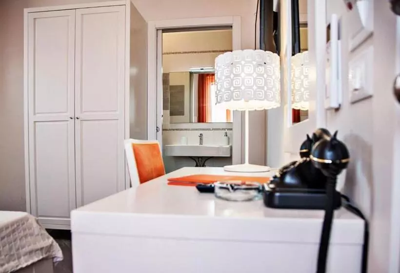 اتاق استاندارد, B&b Ghala