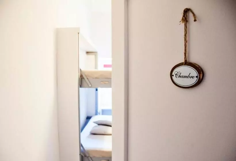سوییت خانوادگی, B&b Ghala