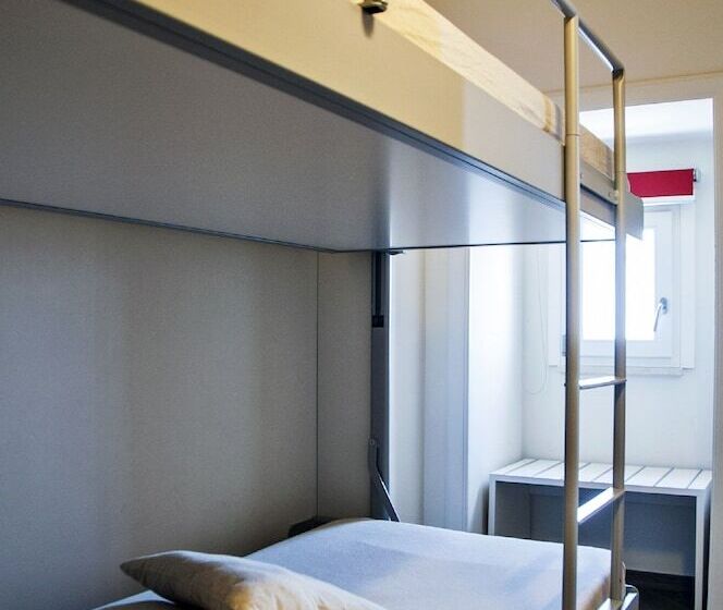 סוויטה משפחתית, B&b Ghala