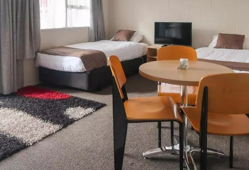 آپارتمان 1 خوابه, Fiesta Court Motel