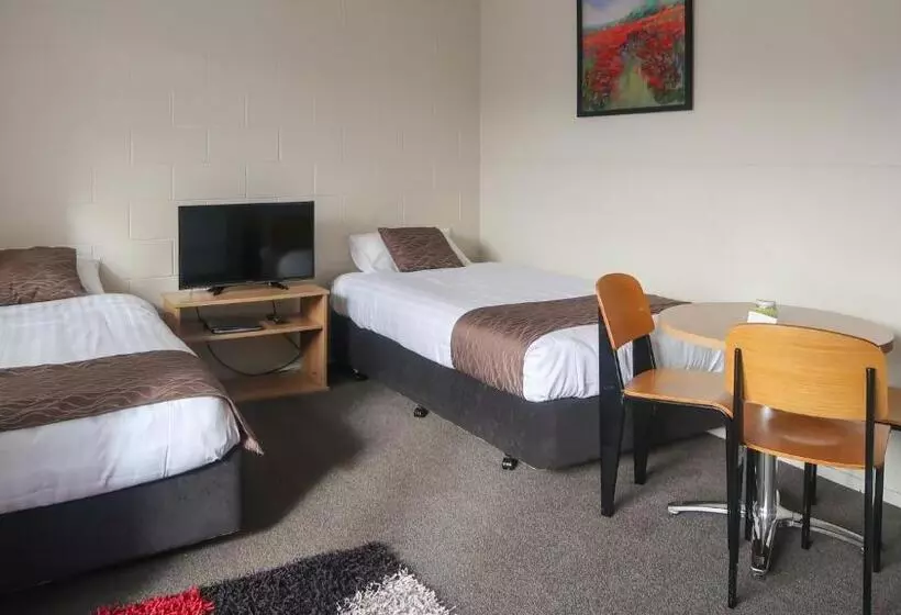 آپارتمان 1 خوابه, Fiesta Court Motel