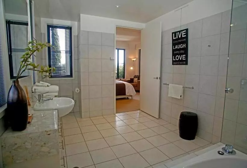 Huoneisto 1 Makuuhuone, Hilltop Apartments Phillip Island Adults Only