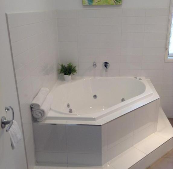 Хижина Deluxe, Hilltop Apartments Phillip Island   Adults Only