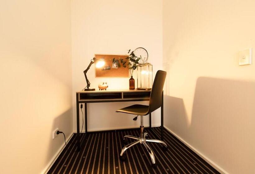 Хижина Deluxe, Hilltop Apartments Phillip Island   Adults Only